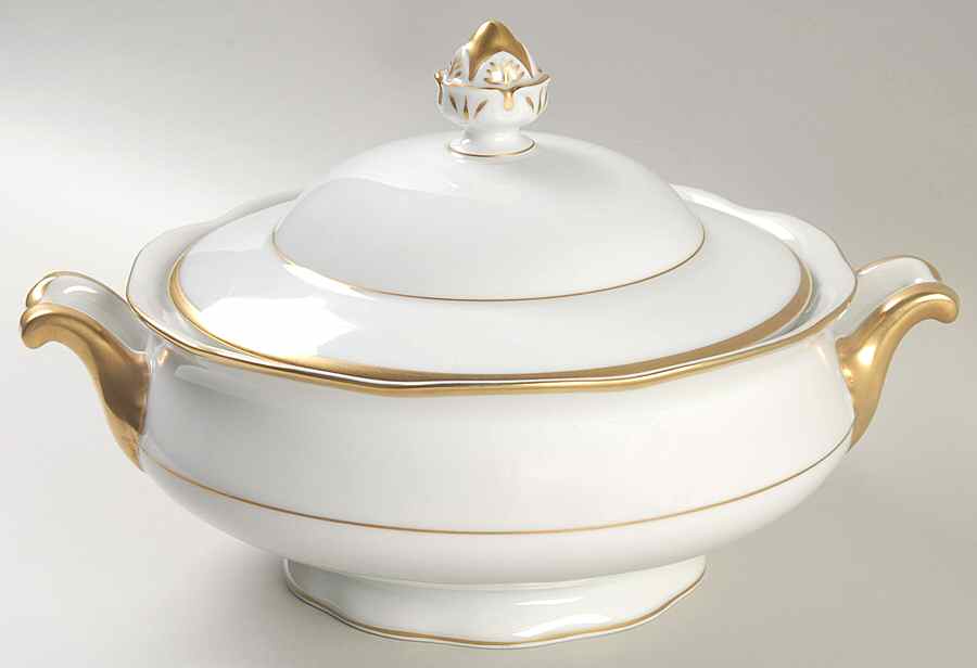 Roberta Round Covered Vegetable by Baronet-1