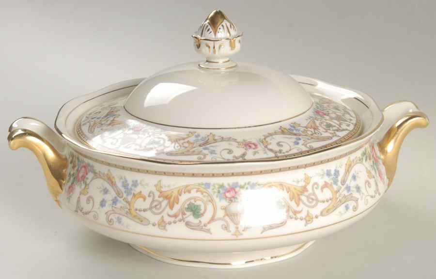 Romance Round Covered Vegetable by Baronet-1
