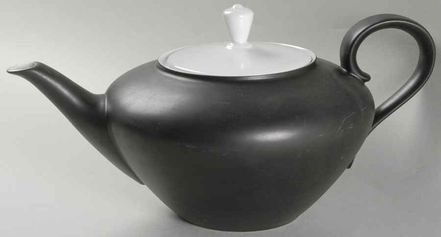 Rondo Teapot & Lid by Baronet-1