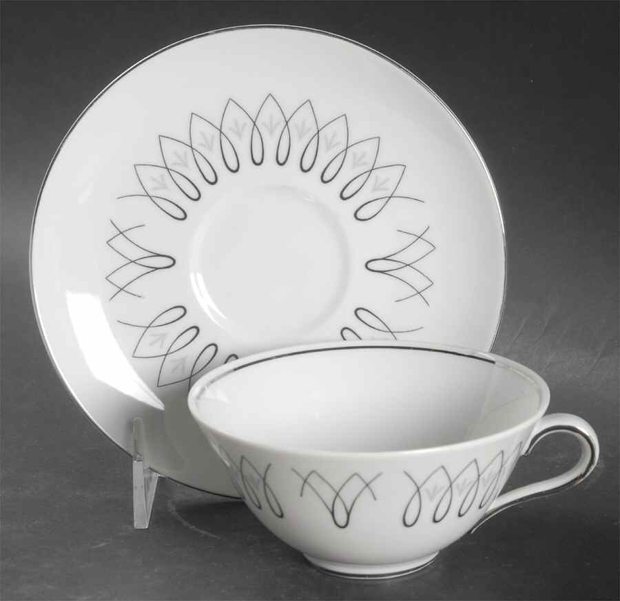 Rondo Flat Cup & Saucer Set by Baronet-1