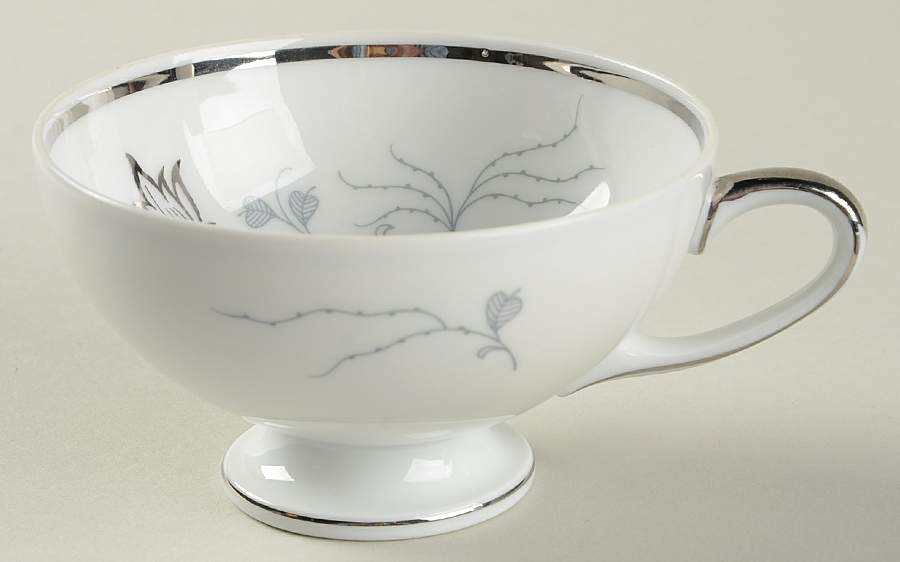 Silver Arbor Footed Cup by Baronet-1
