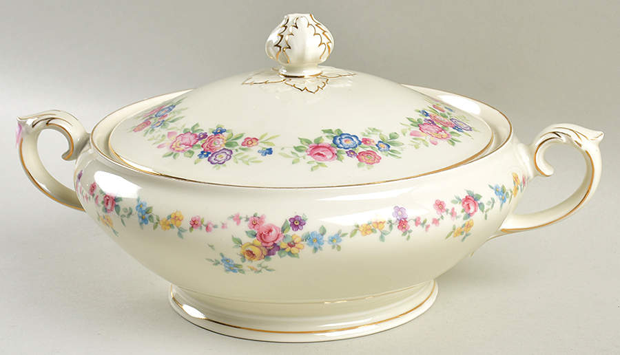 Verona Round Covered Vegetable by Baronet-1