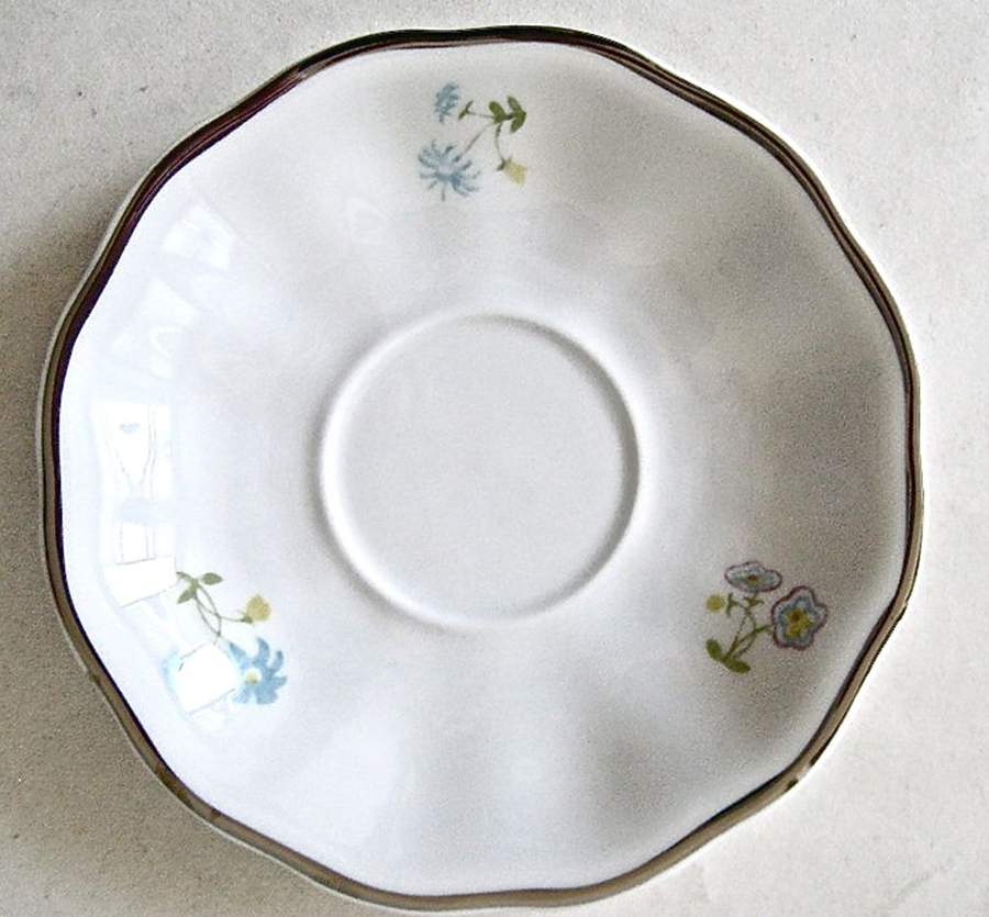 Andante Saucer by Baum Brothers-1