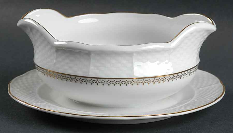 Eternity Gravy Boat with Attached Underplate by Baum Brothers-1