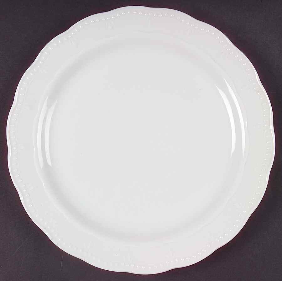 Versaille Dinner Plate by Baum Brothers-1