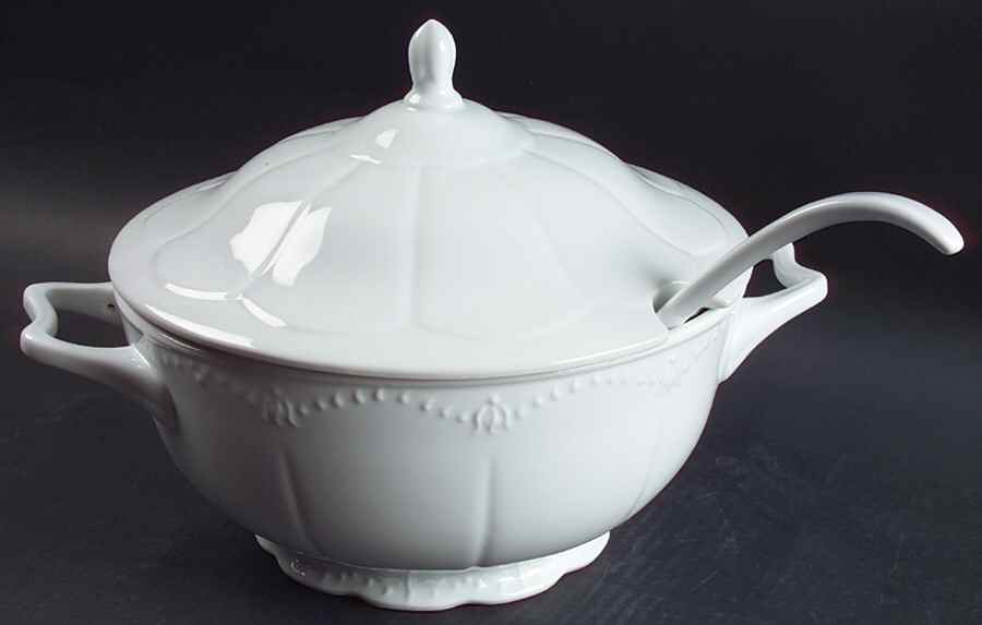 Versaille Tureen & Lid w/Ladle by Baum Brothers-1