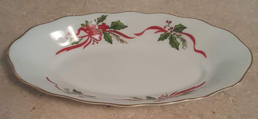 Victorian Holiday Poinsettia Underplate for Gravy Boat by Baum Brothers-1