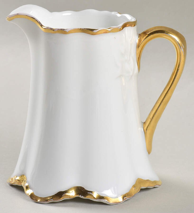 BAV29 Creamer by Bavaria-1
