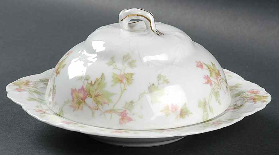 PLE4 Round Covered Butter by Peerless (Bavaria)-1
