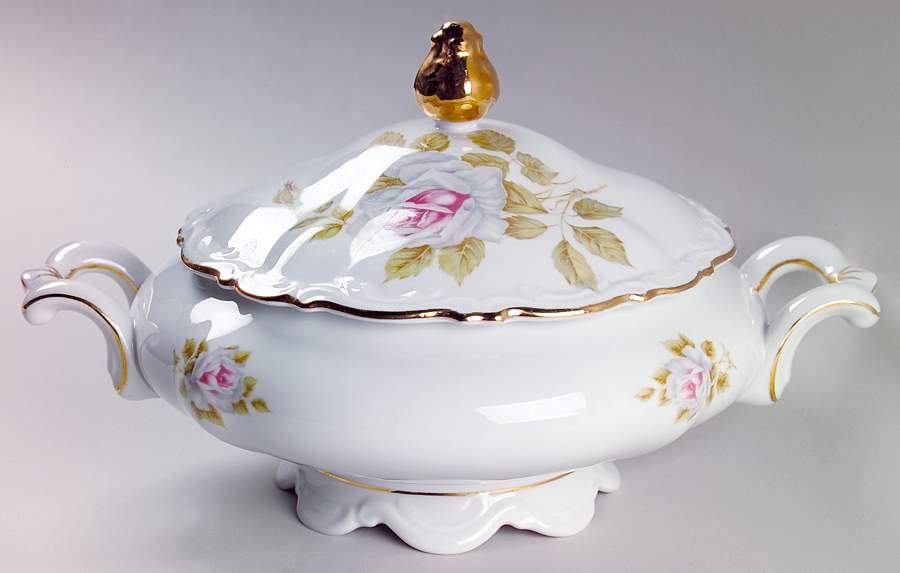 White Rose Round Covered Vegetable by Schumann - Bavaria-1