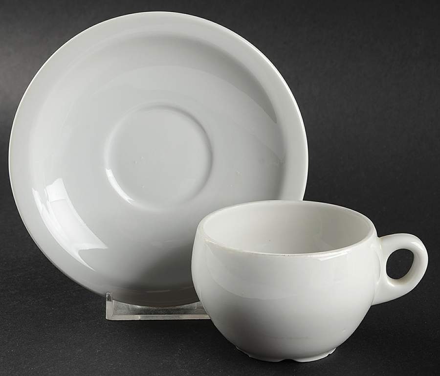 BAW1 Flat Demitasse Cup & Saucer Set by Bauscher Weiden-1
