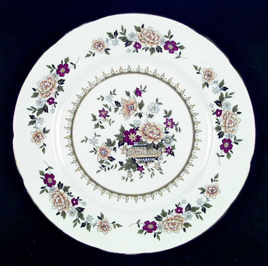 Ming (England) Dinner Plate by Buckingham (England)-1