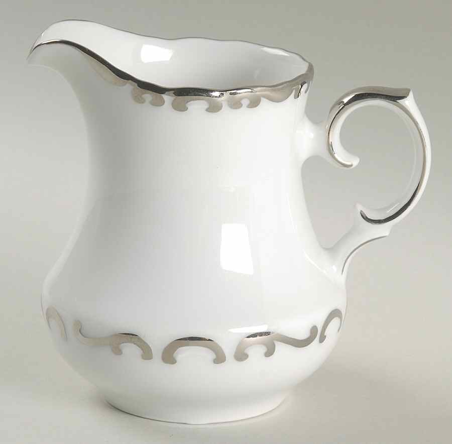Romance Creamer by Bavarian Crest-1