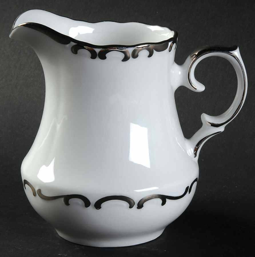 Romance Creamer by Bavarian Crest-1