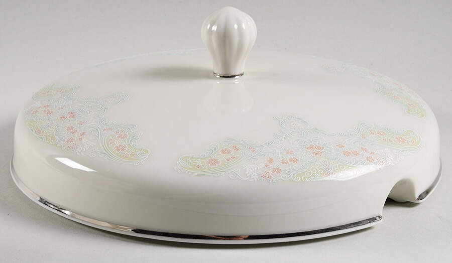 Brocade Lid for Round Vegetable by Belcrest-1