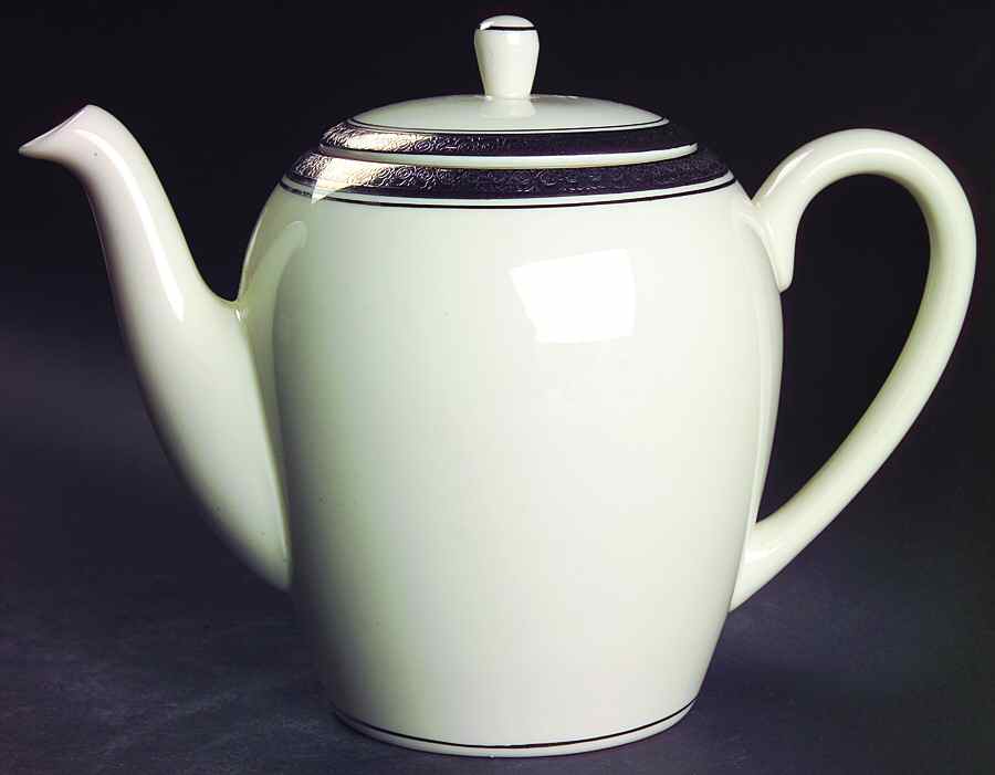 Renee (Platinum) Coffee Pot & Lid by Belcrest-1