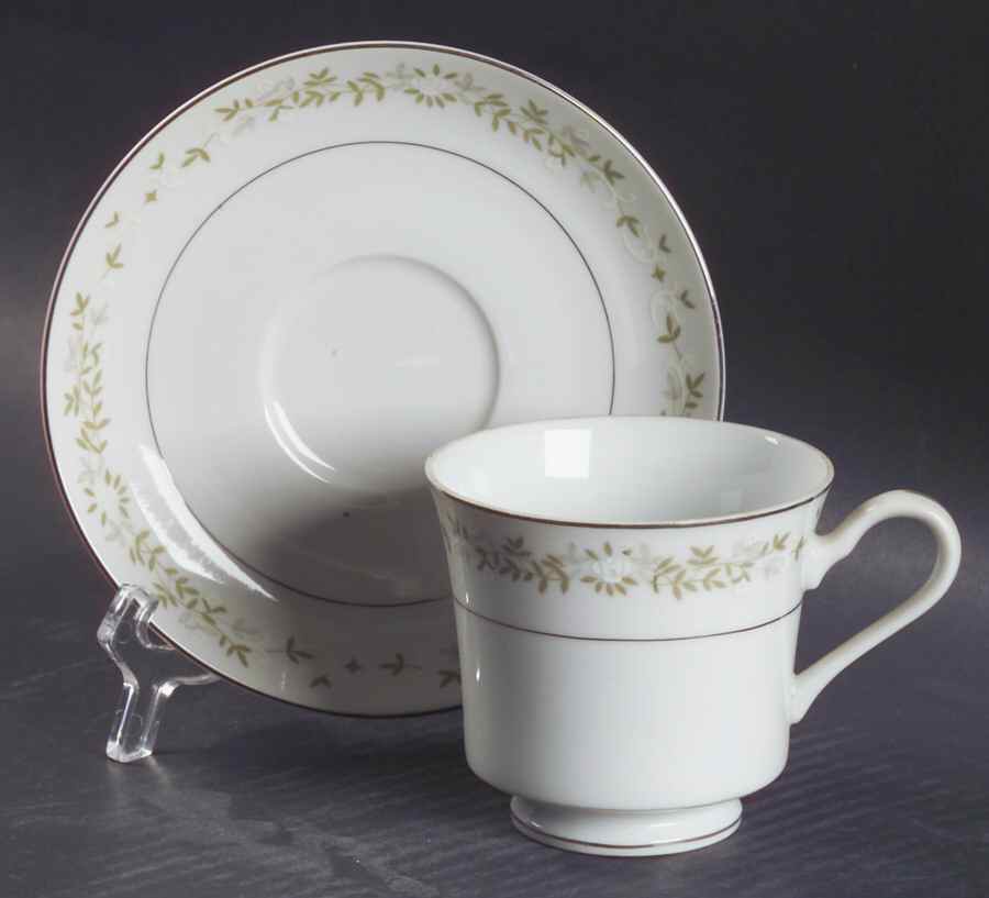 June Bride Footed Cup by Berkeley House-1