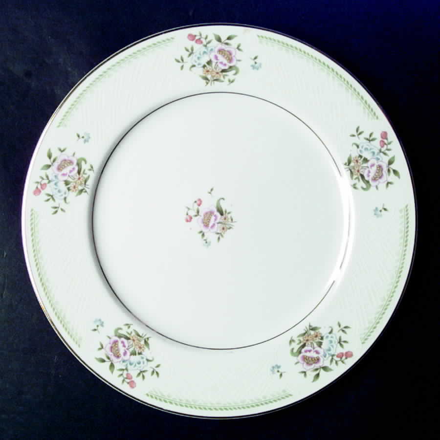 Medici Dinner Plate by Berkeley House-1