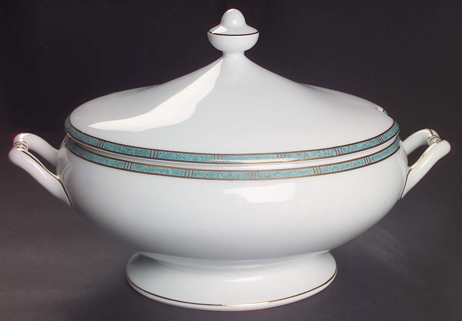 Antinea Vert Tureen &  Lid by Bernardaud-1