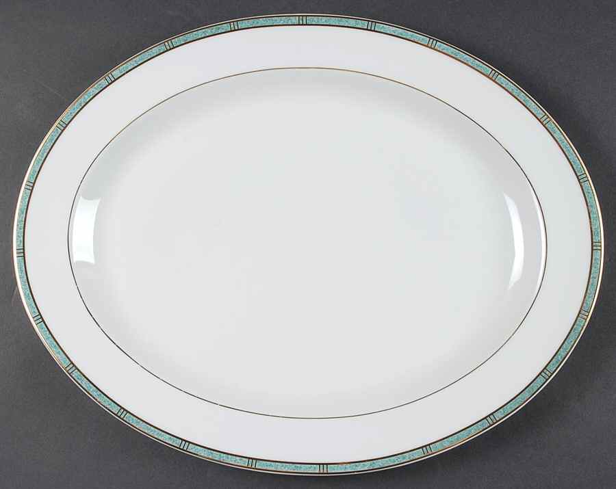 Antinea Vert 15" Oval Serving Platter by Bernardaud-1