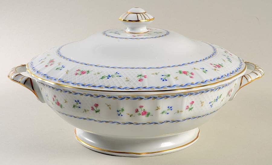 Artois Bleu Tureen &  Lid by Bernardaud-1