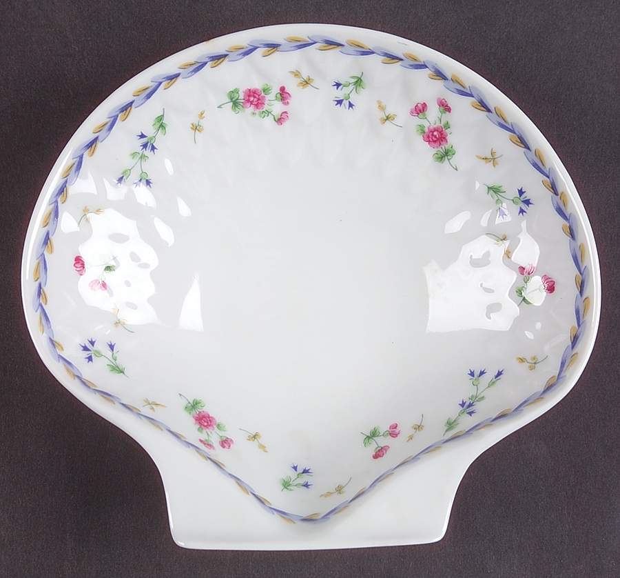 Artois Bleu Shell Shaped Dish by Bernardaud-1