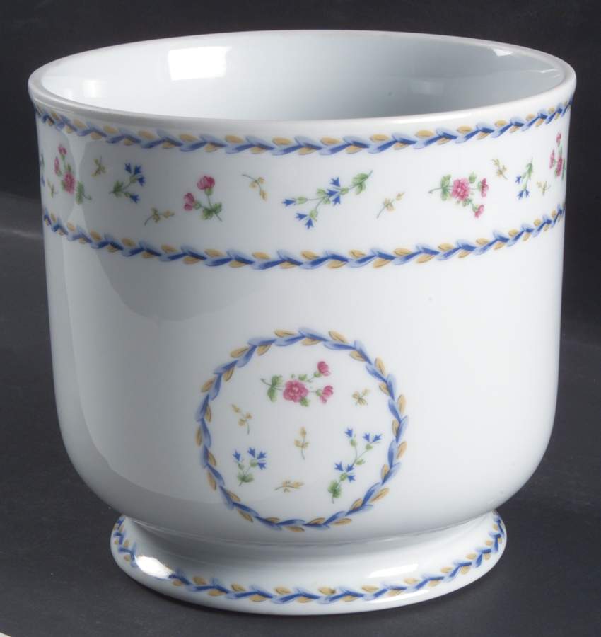Artois Bleu Medium Cachepot by Bernardaud-1