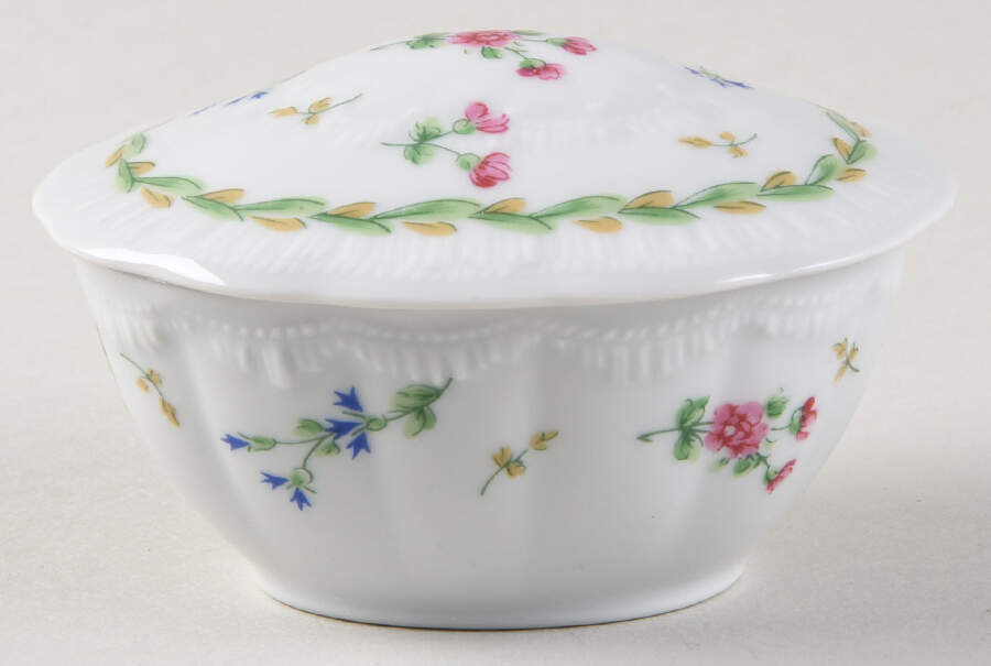 Artois Vert (Versailles Shape) Box-Oval/With Lid-Mini 3" by Bernardaud-1