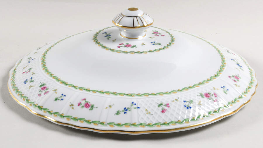 Artois Vert (Versailles Shape) Lid for Tureen by Bernardaud-1