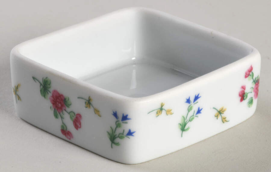 Artois Vert (Versailles Shape) Square Box No Lid by Bernardaud-1