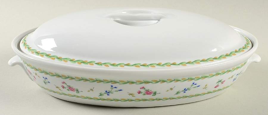 Artois Vert (Versailles Shape) 1 Pint Oval Covered Casserole by Bernardaud-1