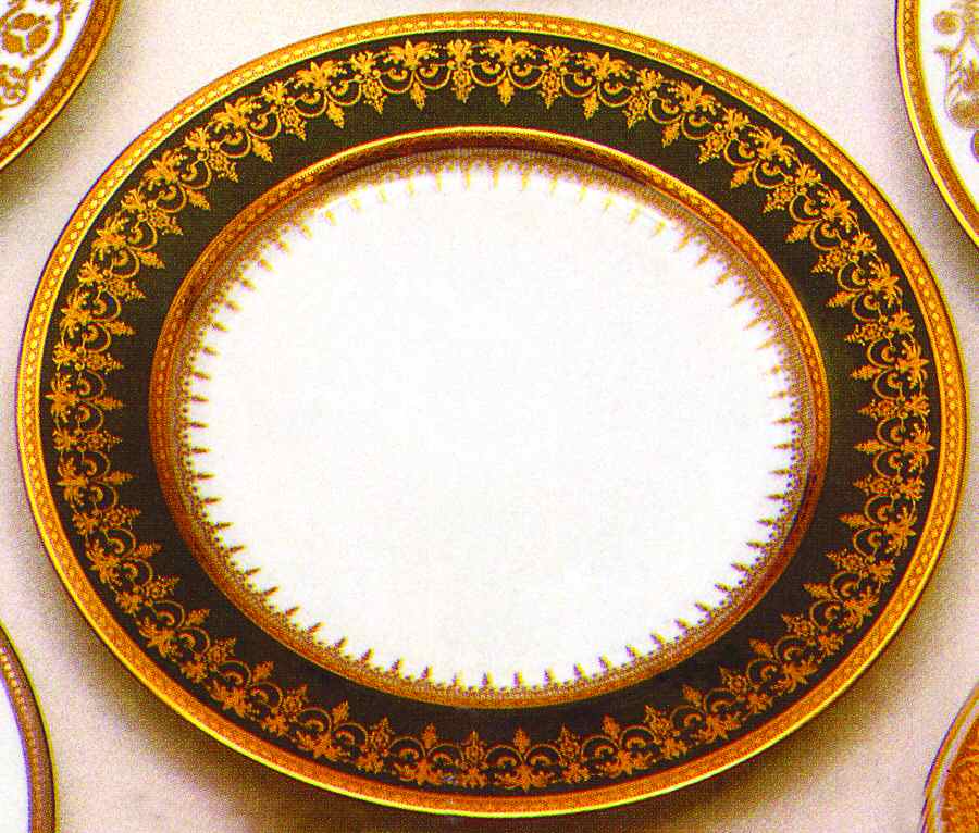Beauregard Green (Vert) Dinner Plate by Bernardaud-1