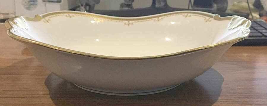 BER10 9" Oval Vegetable Bowl by Bernardaud-1