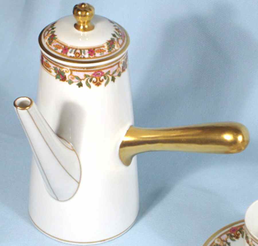 BER104 Coffee Pot & Lid by Bernardaud-1