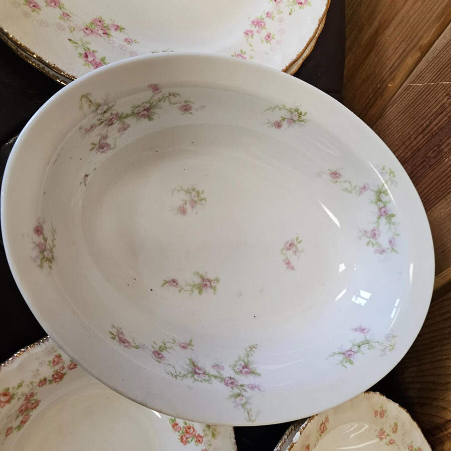BER114 9" Oval Vegetable Bowl by Bernardaud-1