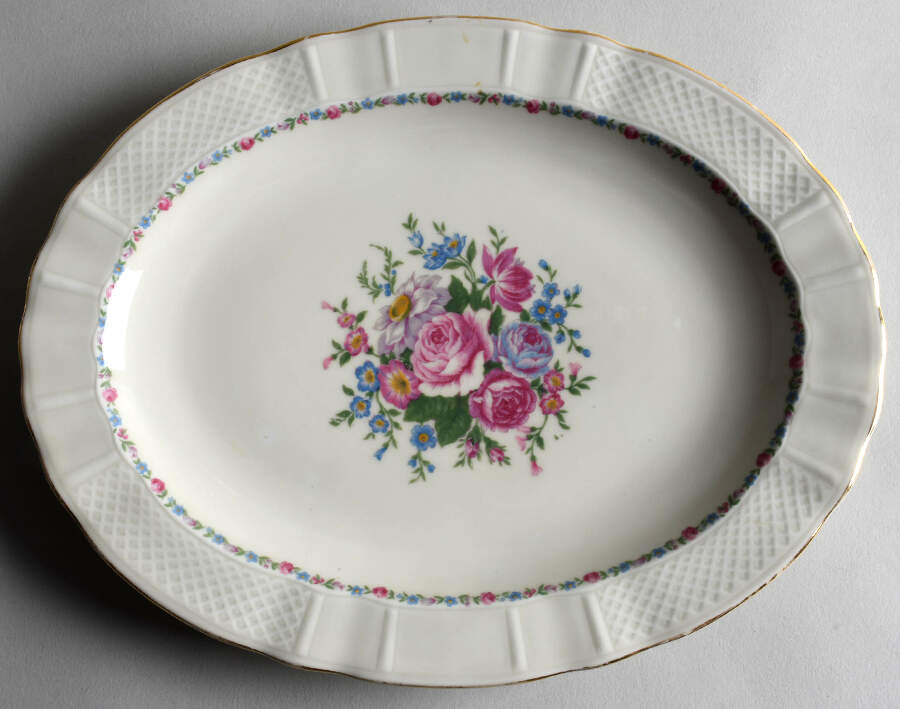 BER124 11" Oval Serving Platter by Bernardaud-1