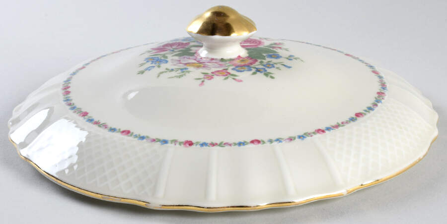 BER124 Lid for Round Vegetable by Bernardaud-1