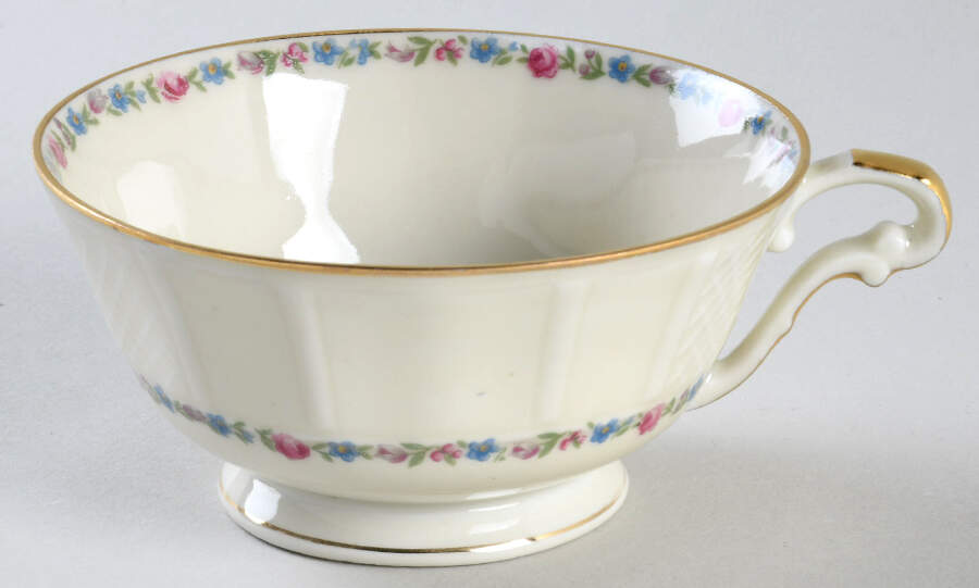 BER124 Footed Cup by Bernardaud-1