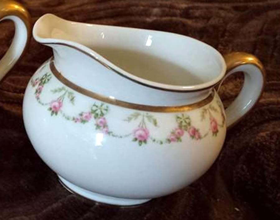 BER54 Creamer by Bernardaud-1