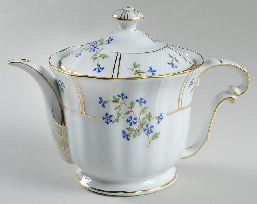 Bleuets Teapot & Lid by Bernardaud-1