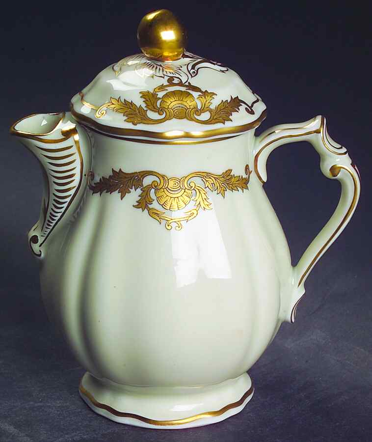 Coquille Creamer & Lid by Bernardaud-1