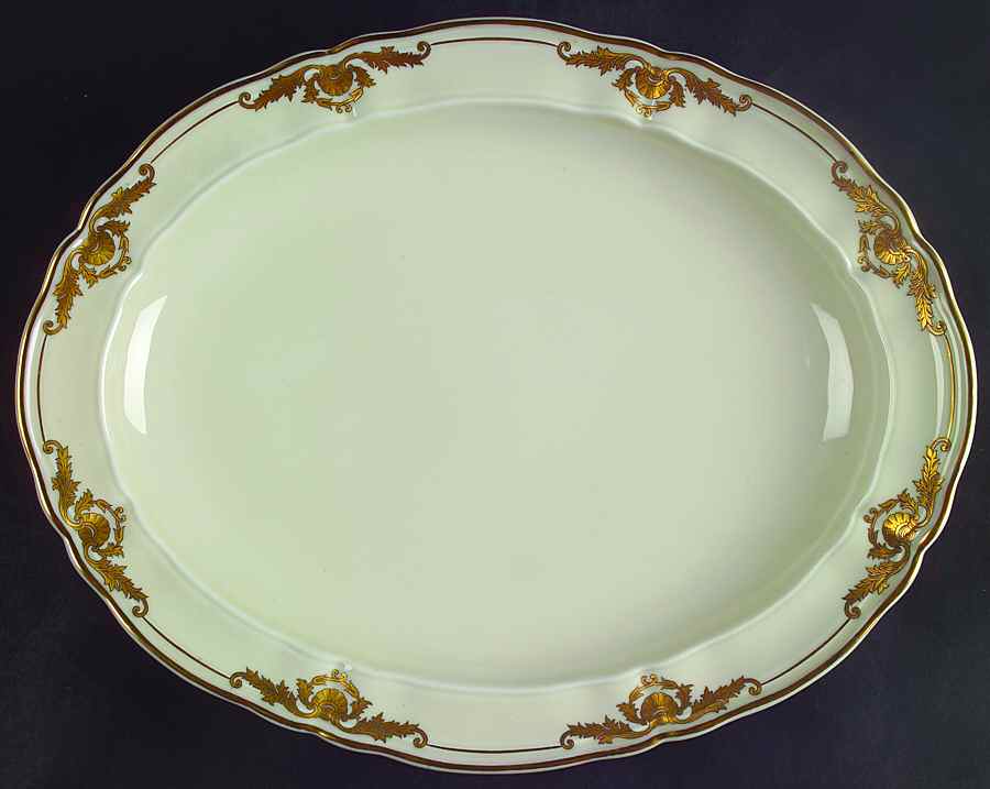 Coquille 12" Oval Serving Platter by Bernardaud-1