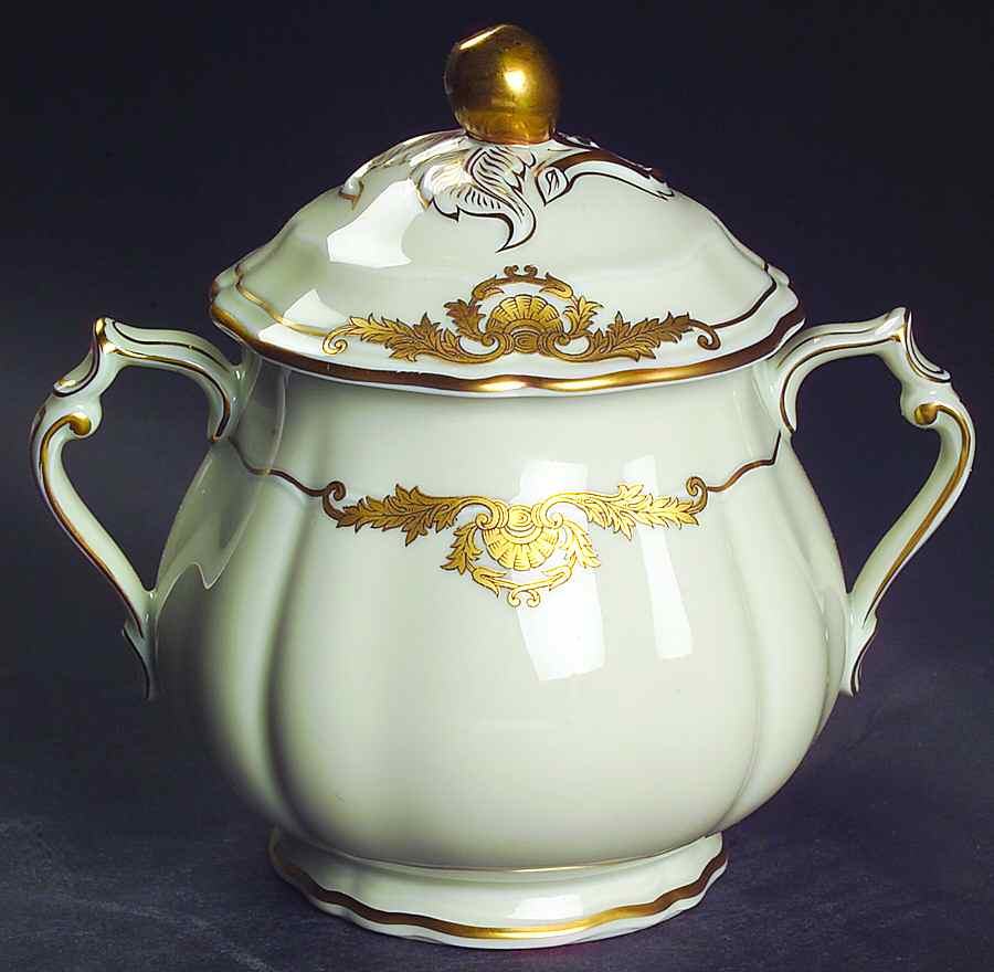 Coquille Sugar Bowl & Lid by Bernardaud-1