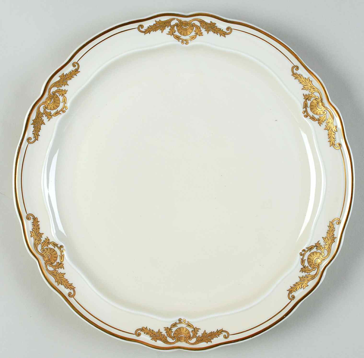 Coquille Luncheon Plate by Bernardaud-1