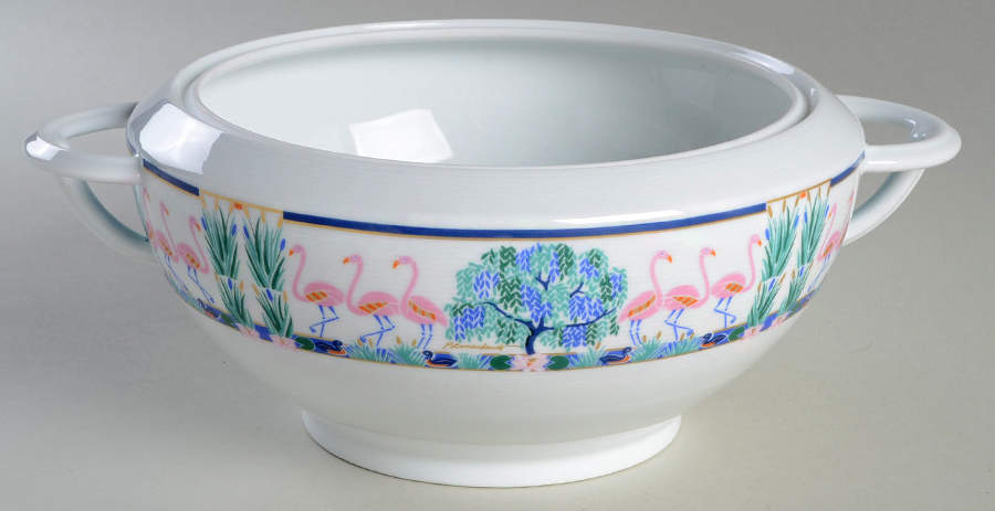 Flamants Roses Round Vegetable No Lid by Bernardaud-1