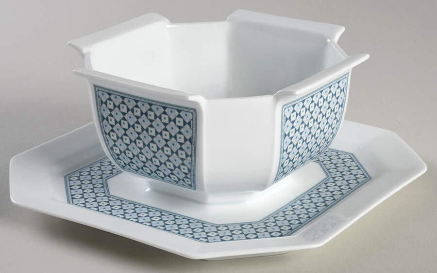 Galapagos Gravy Boat with Attached Underplate by Bernardaud-1