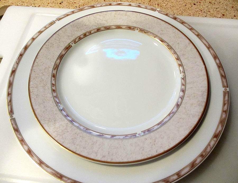 Gemme Cafe Dinner Plate by Bernardaud-1