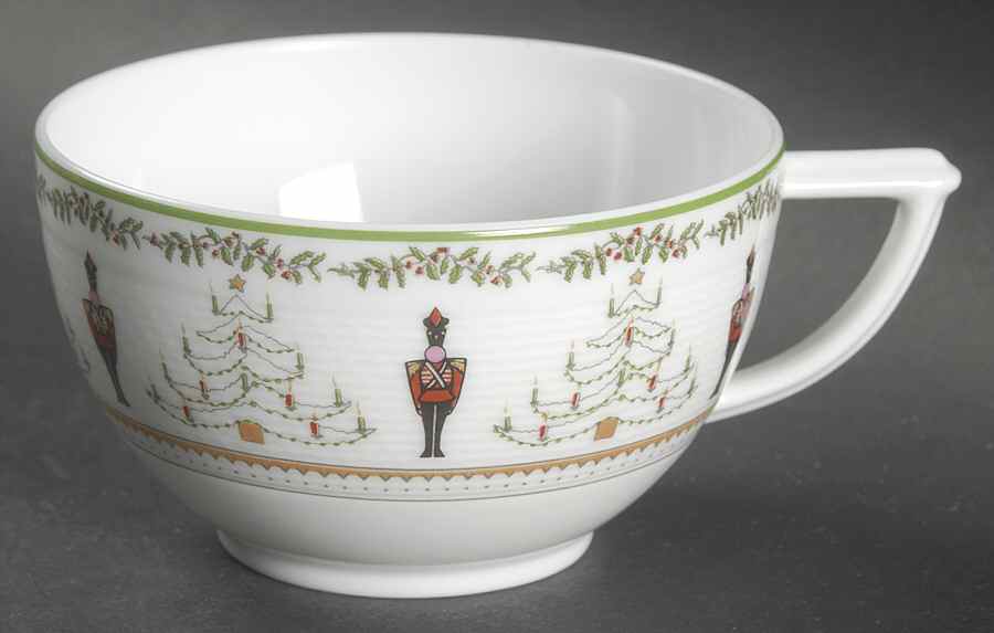 Grenadiers Jumbo Cup by Bernardaud-1