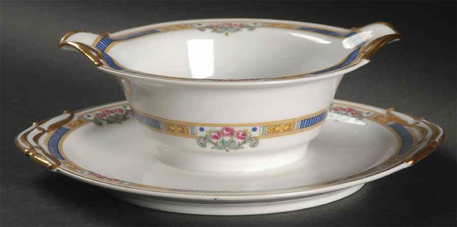 Lafayette Georgian Gravy Boat with Attached Underplate by Bernardaud-1
