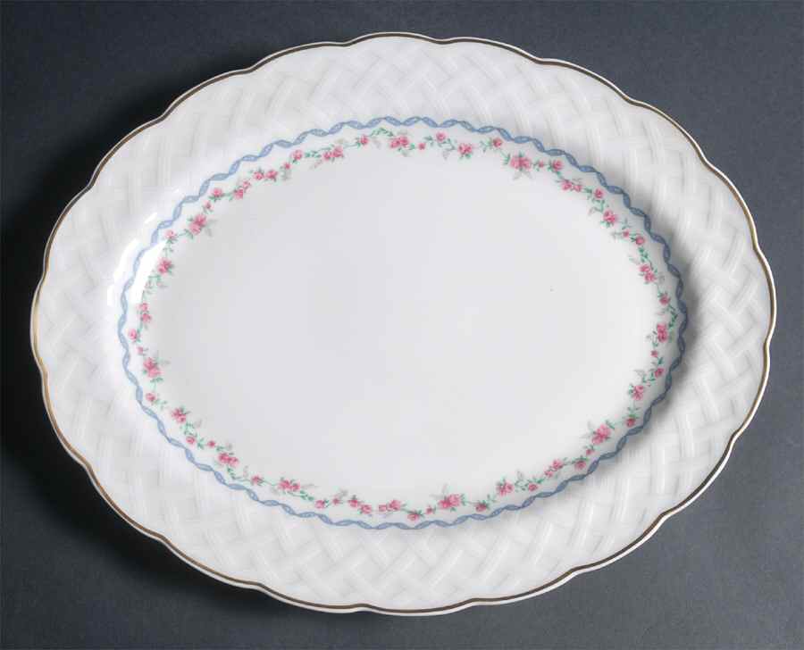 Louisiane 13" Oval Serving Platter by Bernardaud-1